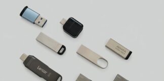 Pendrives Kingston, ADATA, Lexar e genérico testados para atualização de central multimídia VW Play e Ford Sync 3