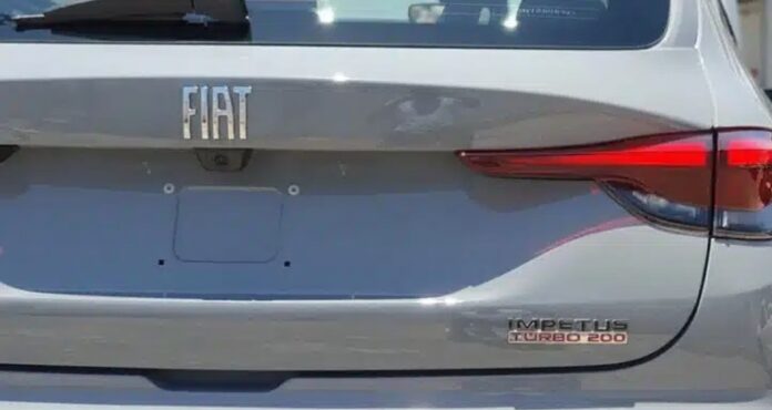 roubo camera de re fastback